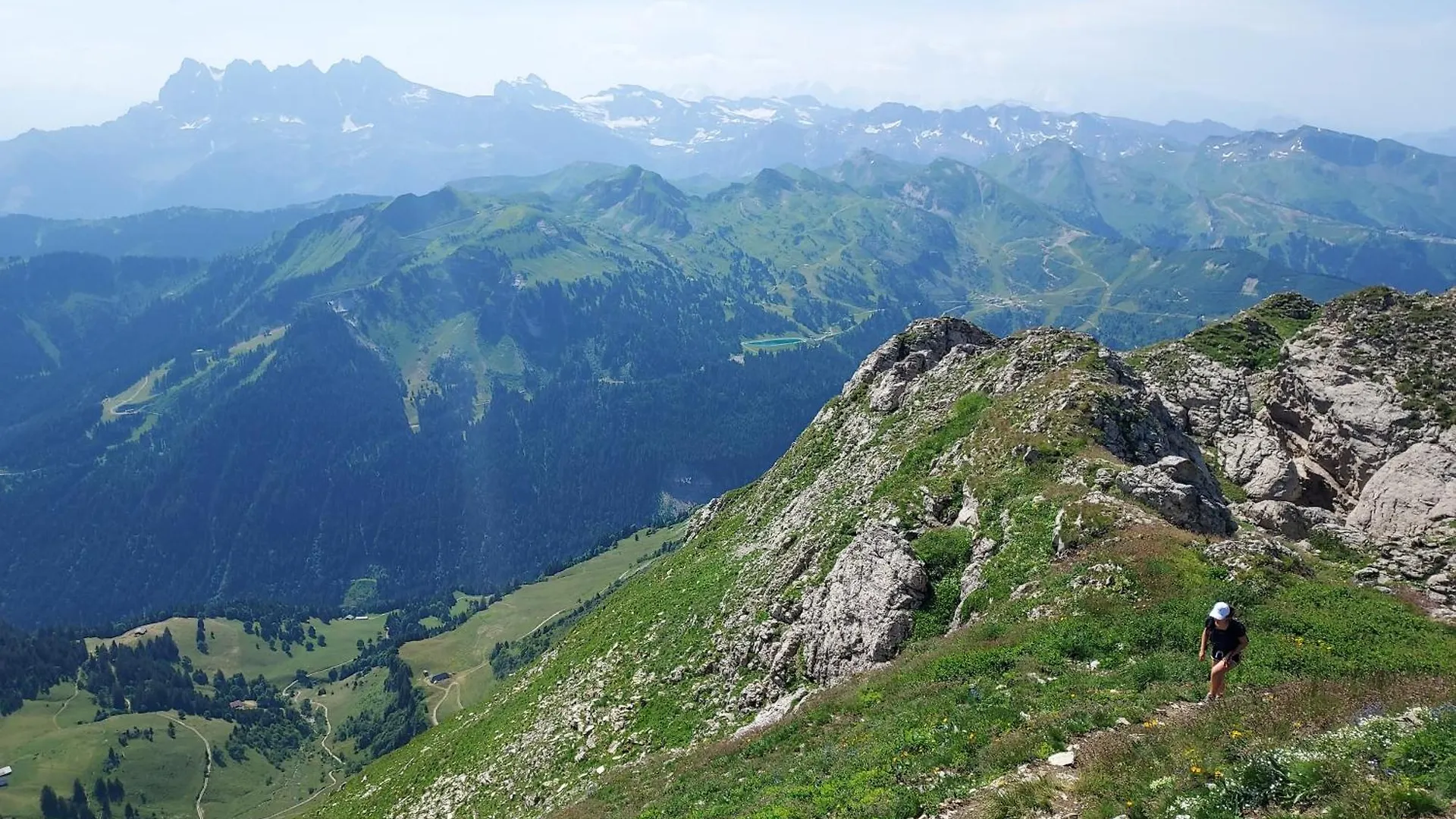 Les Vues De Lily - Chatel Apartment